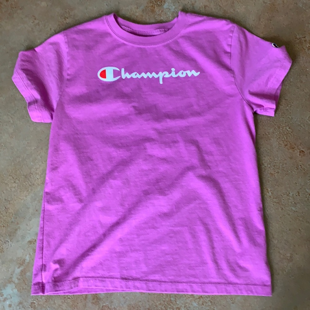Champion t-shirt 💛